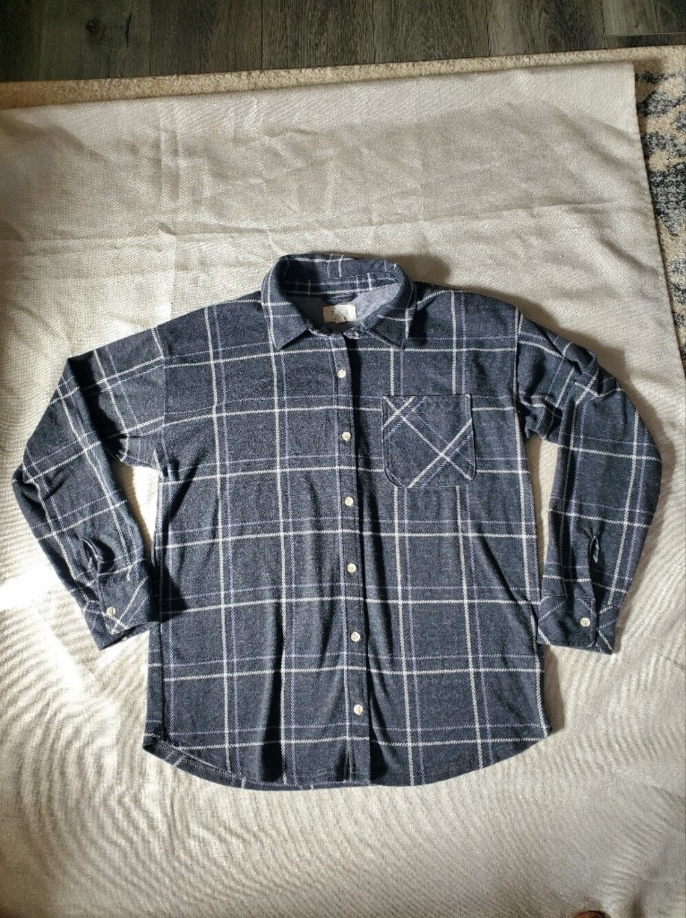 THREAD & SUPPLY LEWIS FLANNEL SHIRT BLACK,GRAY PLAID BUTTON FRONT WOMEN'S LARGE